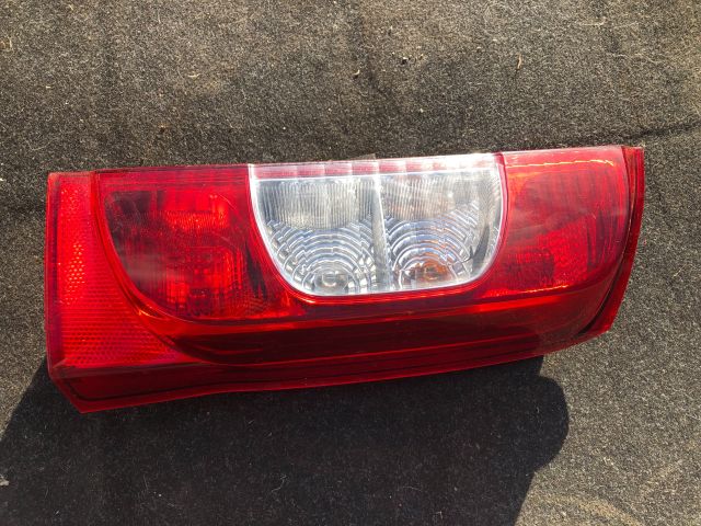 bontott PEUGEOT BIPPER Jobb Hátsó Lámpa