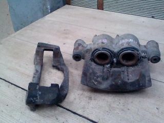 bontott PEUGEOT BOXER Bal első Féknyereg Munkahengerrel