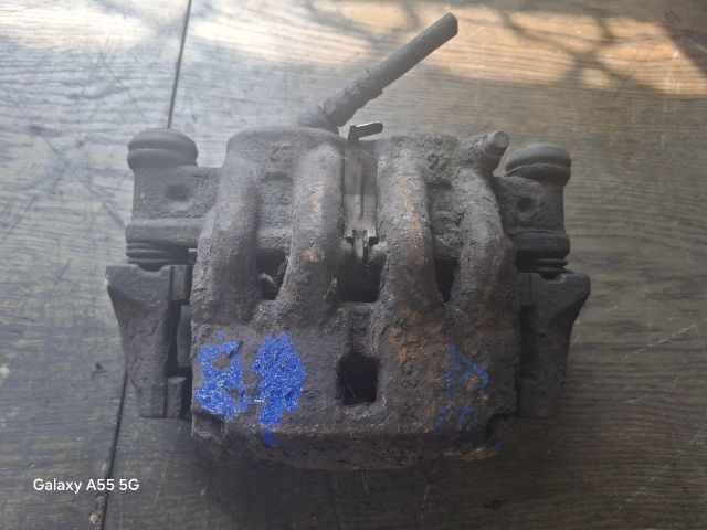 bontott PEUGEOT BOXER Bal első Féknyereg Munkahengerrel