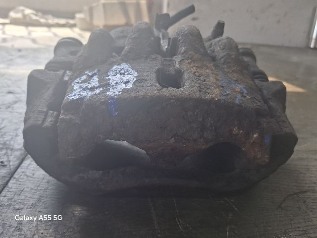 bontott PEUGEOT BOXER Bal első Féknyereg Munkahengerrel