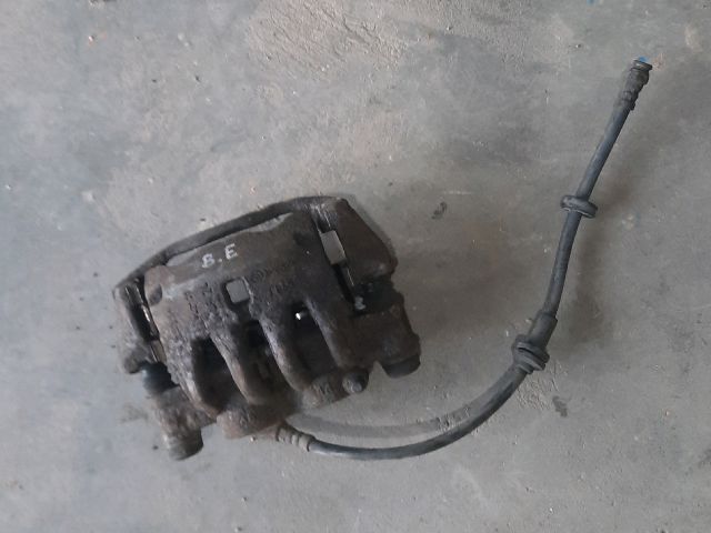 bontott PEUGEOT BOXER Jobb első Féknyereg Munkahengerrel