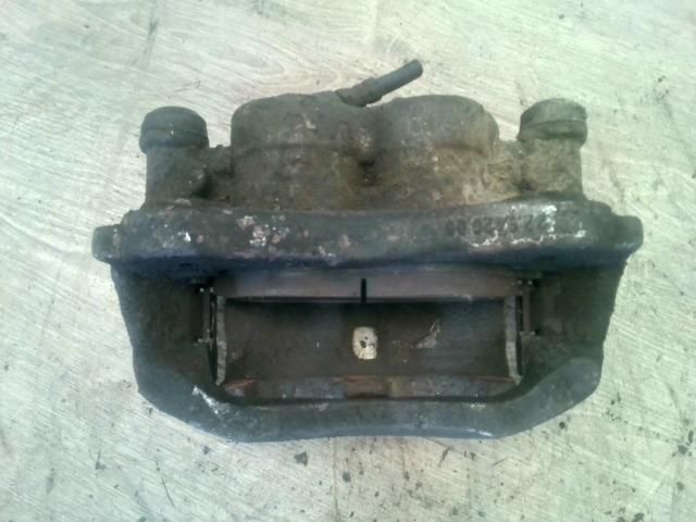 bontott PEUGEOT BOXER Jobb első Féknyereg Munkahengerrel