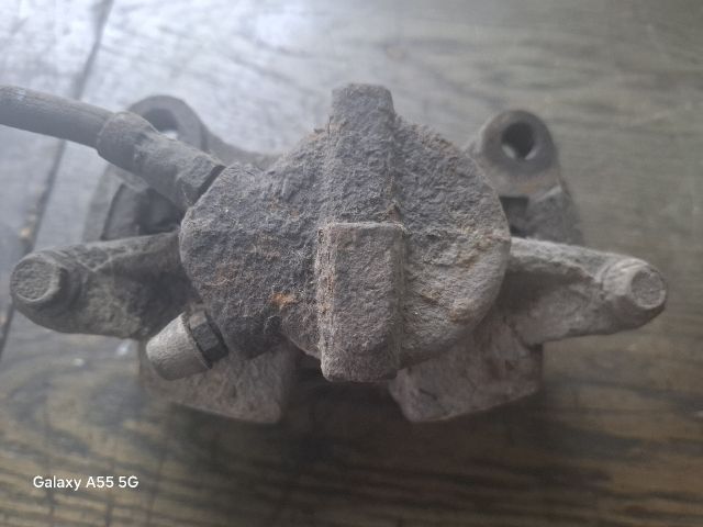 bontott PEUGEOT BOXER Jobb hátsó Féknyereg Munkahengerrel