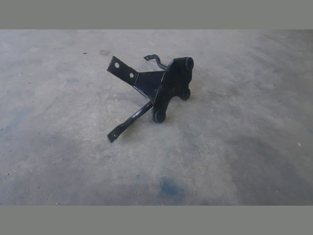 bontott PEUGEOT BOXER Kiegyenlítő Tartály Tartó