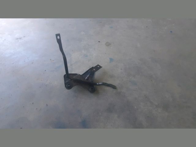 bontott PEUGEOT BOXER Kiegyenlítő Tartály Tartó