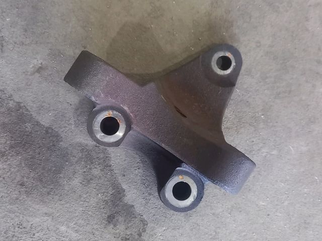 bontott PEUGEOT BOXER Motor Tartó Bak (Fém)