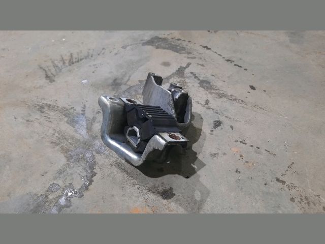 bontott PEUGEOT BOXER Motor Tartó Bak (Pozíciófüggetlen)