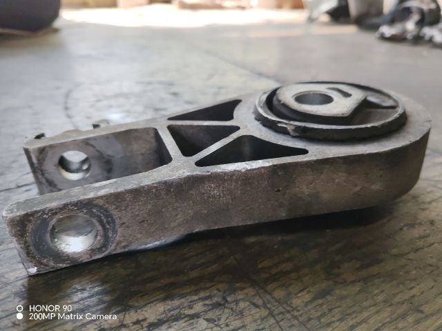 bontott PEUGEOT BOXER Váltó Tartó Bak (Pozíciófüggetlen)