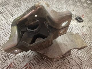 bontott PEUGEOT BOXER Motor Tartó Bak (Pozíciófüggetlen)