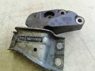 bontott PEUGEOT BOXER Motor Tartó Bak Bal