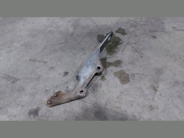 bontott PEUGEOT BOXER Motor Tartó Bak (Fém)