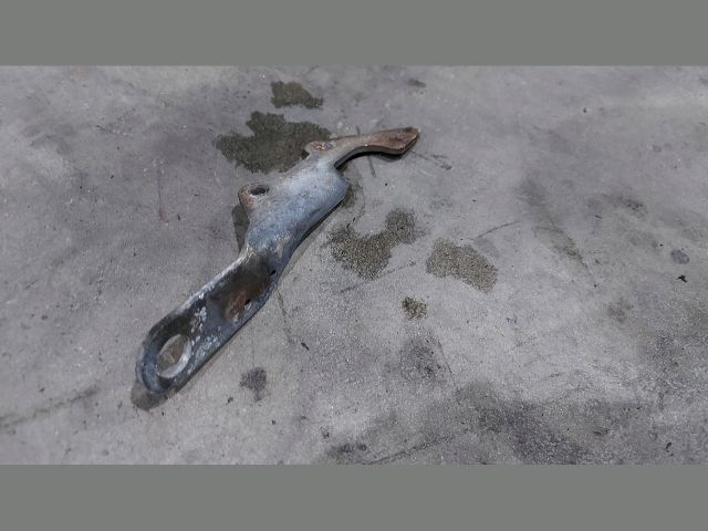 bontott PEUGEOT BOXER Motor Tartó Bak (Fém)