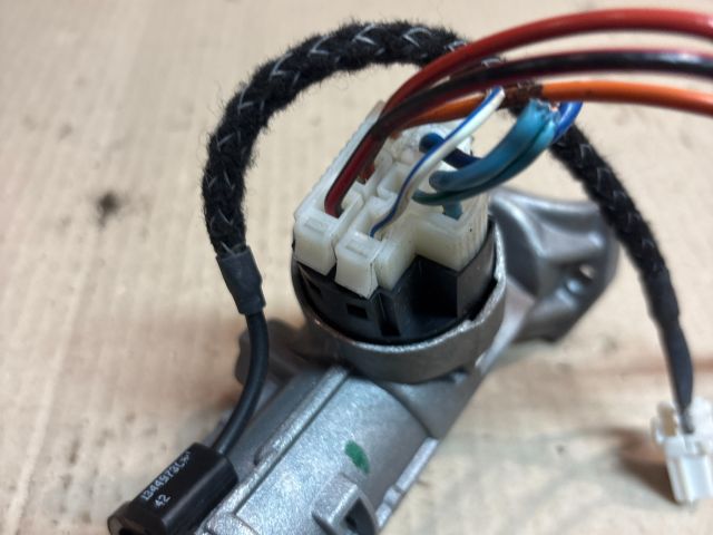 bontott PEUGEOT BOXER Gyújtáskapcsoló Házzal