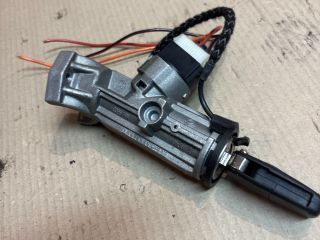 bontott PEUGEOT BOXER Gyújtáskapcsoló Házzal