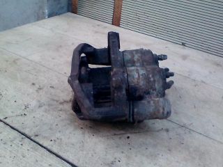 bontott PEUGEOT BOXER Jobb első Féknyereg Munkahengerrel