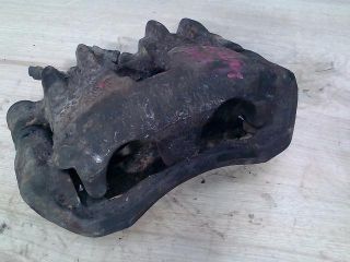 bontott PEUGEOT BOXER Jobb első Féknyereg Munkahengerrel