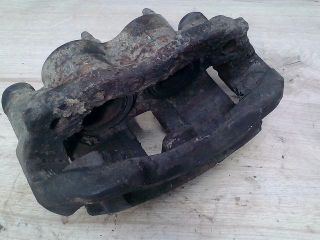 bontott PEUGEOT BOXER Jobb első Féknyereg Munkahengerrel