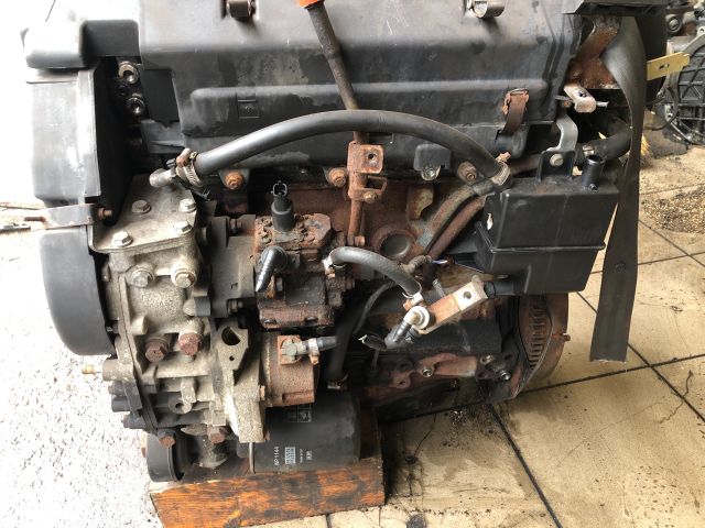 bontott PEUGEOT BOXER Motor (Fűzött blokk hengerfejjel)