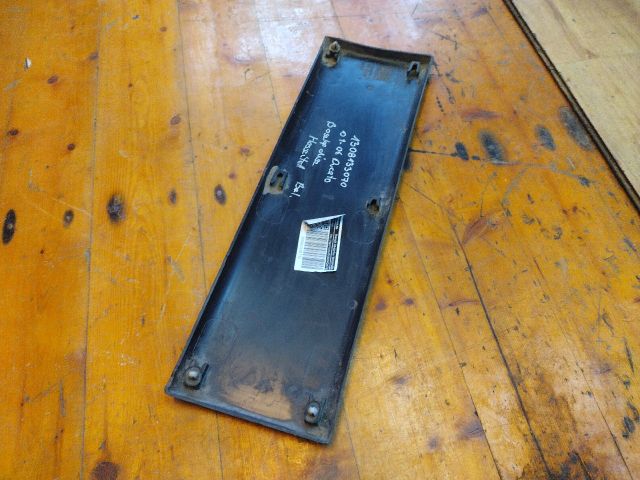 bontott PEUGEOT BOXER Bal B Oszlop Díszléc