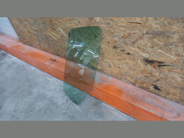 bontott PEUGEOT BOXER Bal első Ablak