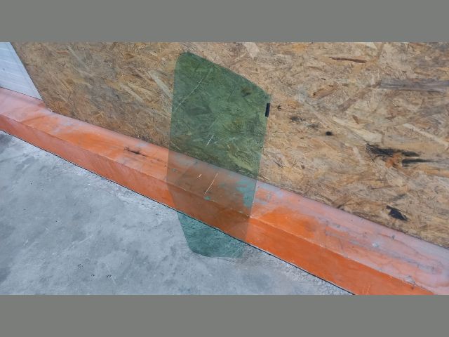 bontott PEUGEOT BOXER Bal első Ablak