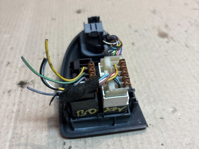 bontott PEUGEOT BOXER Bal első Ablakemelő Kapcsoló