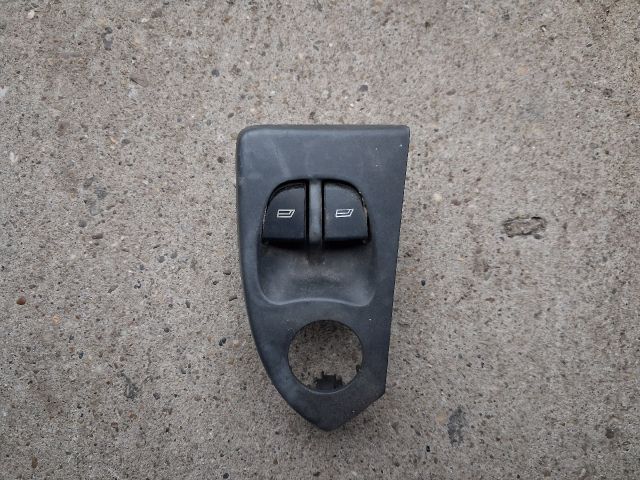 bontott PEUGEOT BOXER Bal első Ablakemelő Kapcsoló