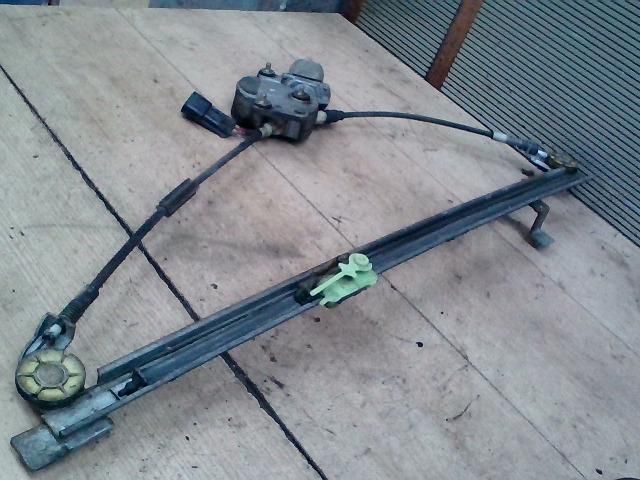 bontott PEUGEOT BOXER Bal első Ablakemelő Szerkezet (Elektromos)