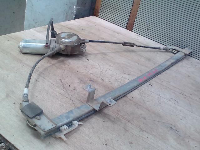 bontott PEUGEOT BOXER Bal első Ablakemelő Szerkezet (Elektromos)