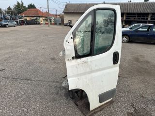bontott PEUGEOT BOXER Bal első Ajtó (Részeivel)