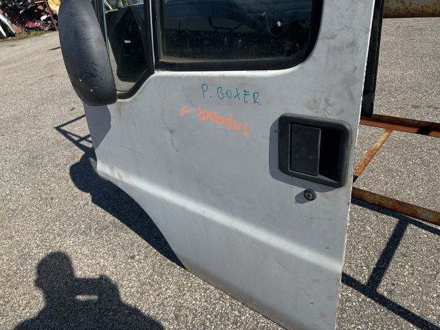 bontott PEUGEOT BOXER Bal első Ajtó (Részeivel)