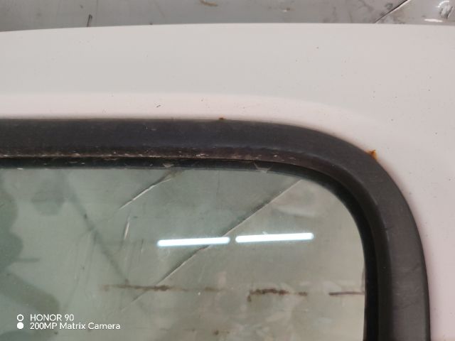 bontott PEUGEOT BOXER Bal első Ajtó (Részeivel)