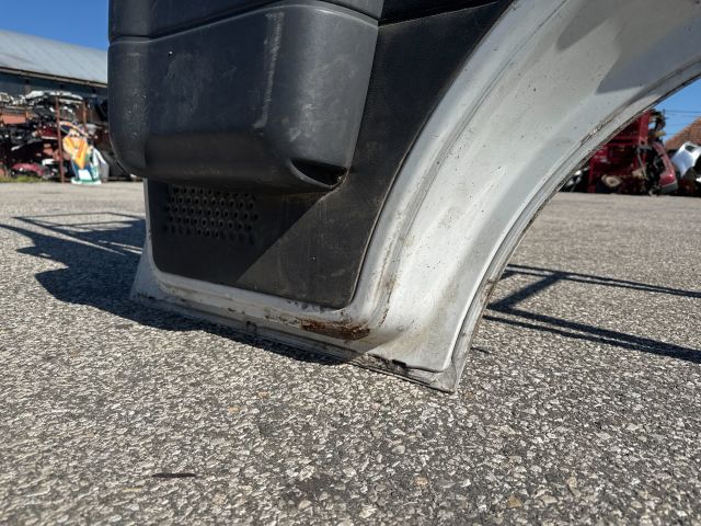 bontott PEUGEOT BOXER Bal első Ajtó (Részeivel)