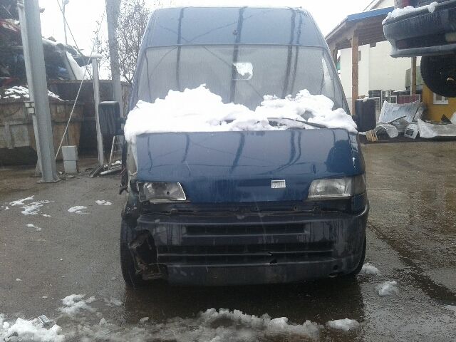 bontott PEUGEOT BOXER Bal első Ajtóhatároló