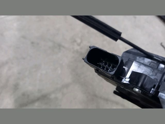 bontott PEUGEOT BOXER Bal első Ajtózár