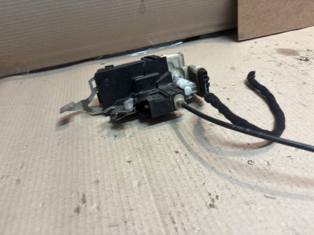 bontott PEUGEOT BOXER Bal első Ajtózár