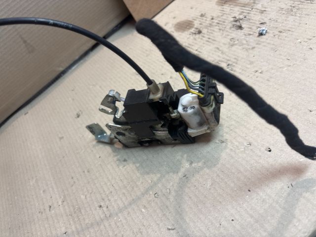 bontott PEUGEOT BOXER Bal első Ajtózár