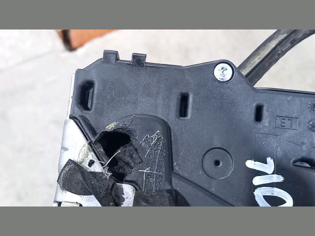 bontott PEUGEOT BOXER Bal első Ajtózár