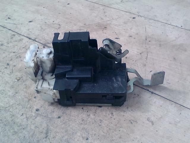 bontott PEUGEOT BOXER Bal első Ajtózár