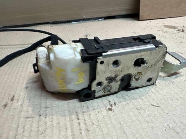 bontott PEUGEOT BOXER Bal első Ajtózár