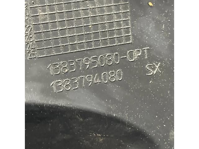 bontott PEUGEOT BOXER Bal első Dobbetét (Kerékjárati, Műanyag)