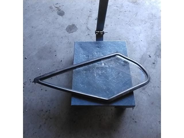 bontott PEUGEOT BOXER Bal első Fixüveg (Ajtóban)