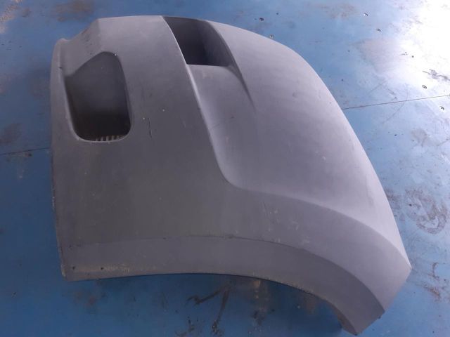 bontott PEUGEOT BOXER Bal első Lökhárító Sarok