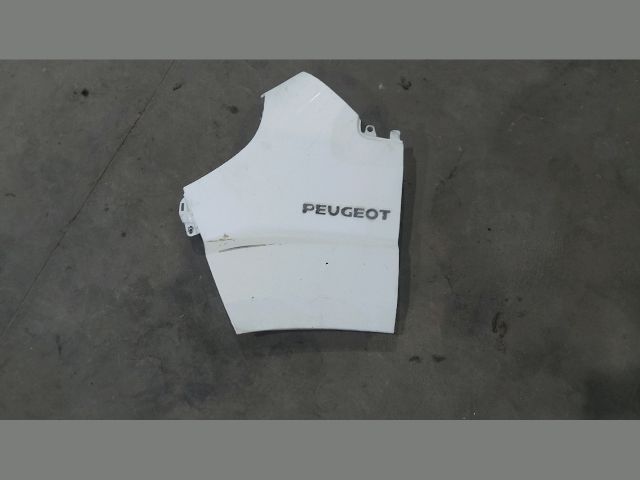 bontott PEUGEOT BOXER Bal első Sárvédő