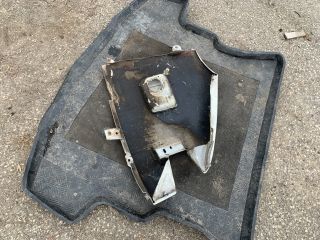 bontott PEUGEOT BOXER Bal első Sárvédő