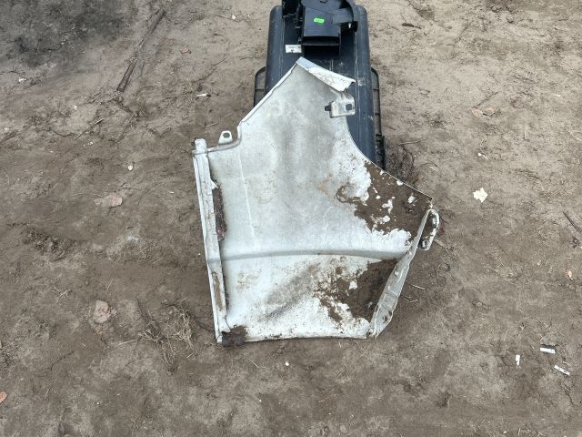 bontott PEUGEOT BOXER Bal első Sárvédő