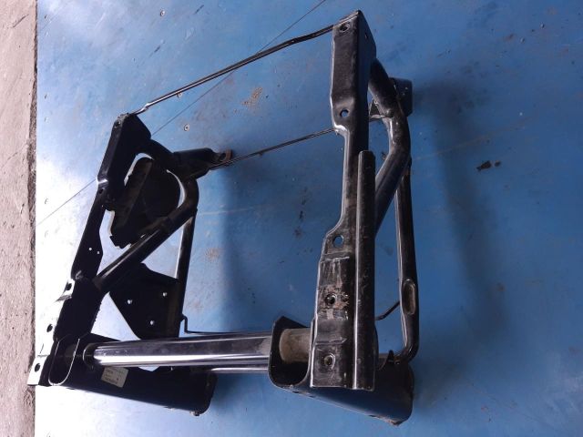 bontott PEUGEOT BOXER Bal első Üléstartó Sín