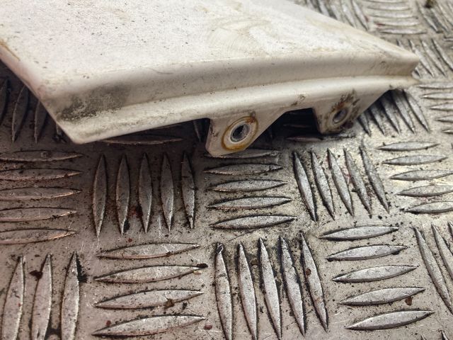 bontott PEUGEOT BOXER Bal Fényszóró Bajusz Díszléc