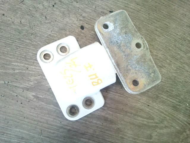 bontott PEUGEOT BOXER Bal hátsó Felső Zsanér