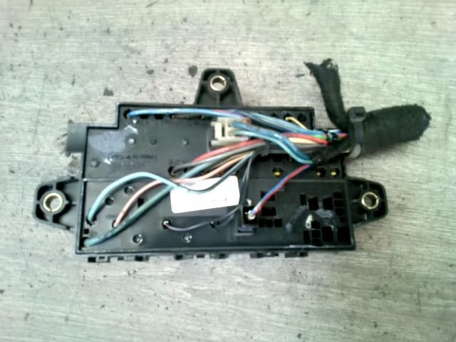 bontott PEUGEOT BOXER Biztosítéktábla Utastér